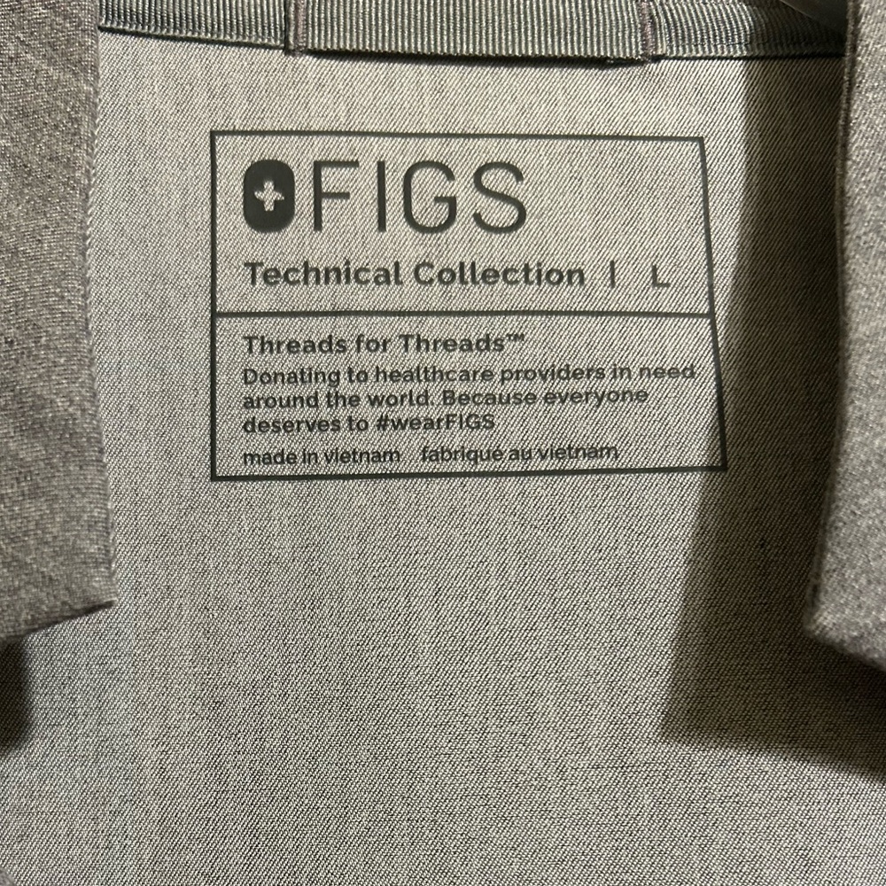 FIGS INALA SLIM SCRUB TOP - Picture 4 of 6
